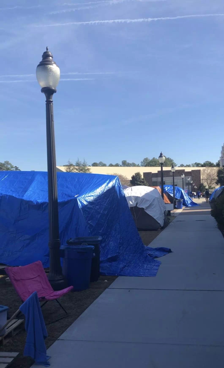 包含游泳迎来宿敌之战，恩怨再续的词条