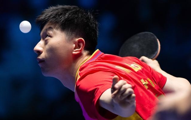 日本队逆转英格兰队，马龙刷新纪录