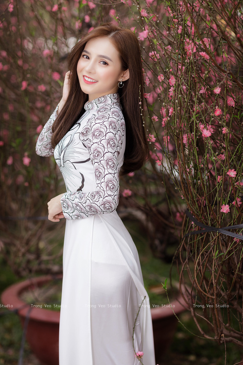 钢铁蓝黑加冕欧陆之巅,奥斯梅恩一剑封喉击沉塞维利亚