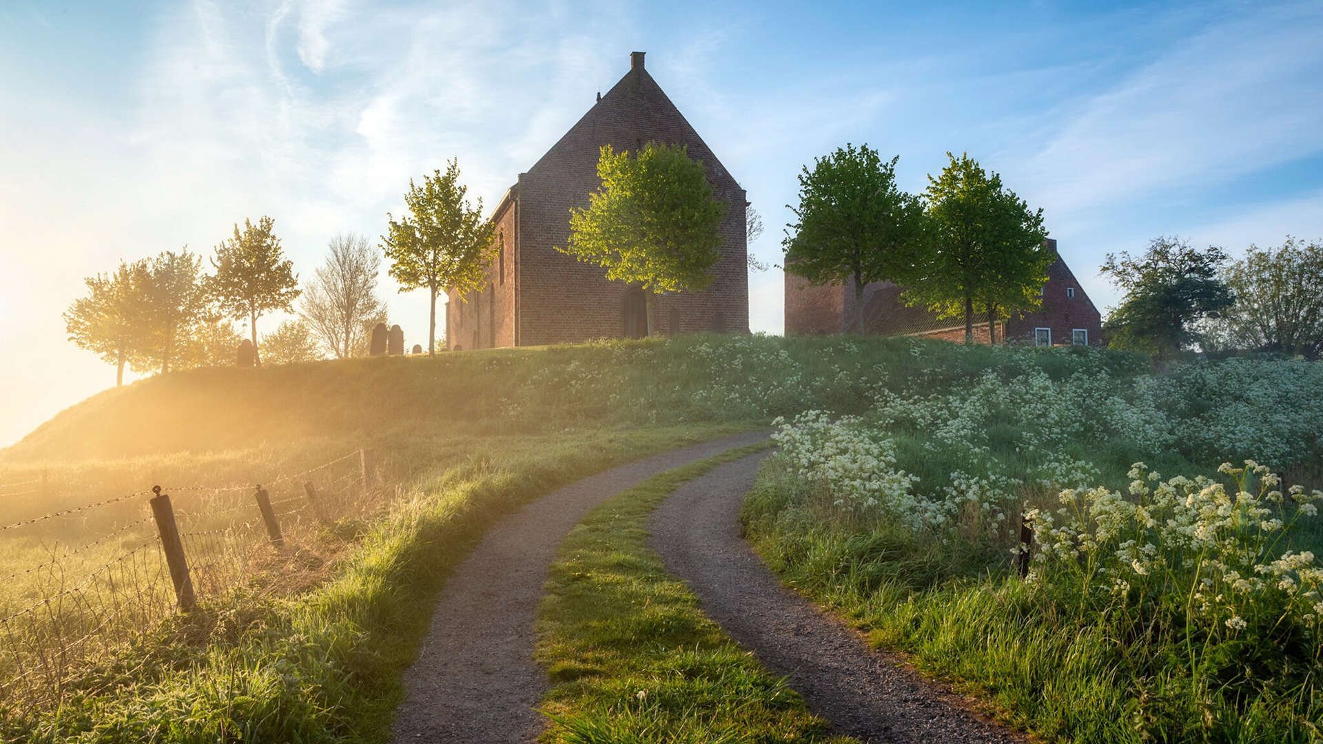 羊驼踏过维斯瓦河，蒂亚戈的安第斯之刃收割波兰